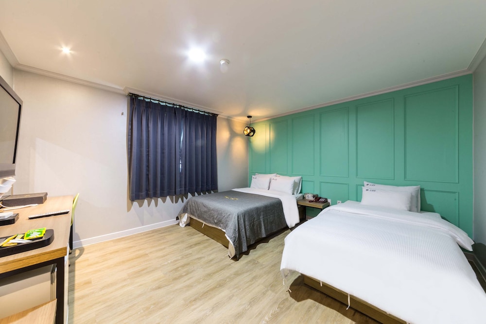 Ost Hotel 33/66