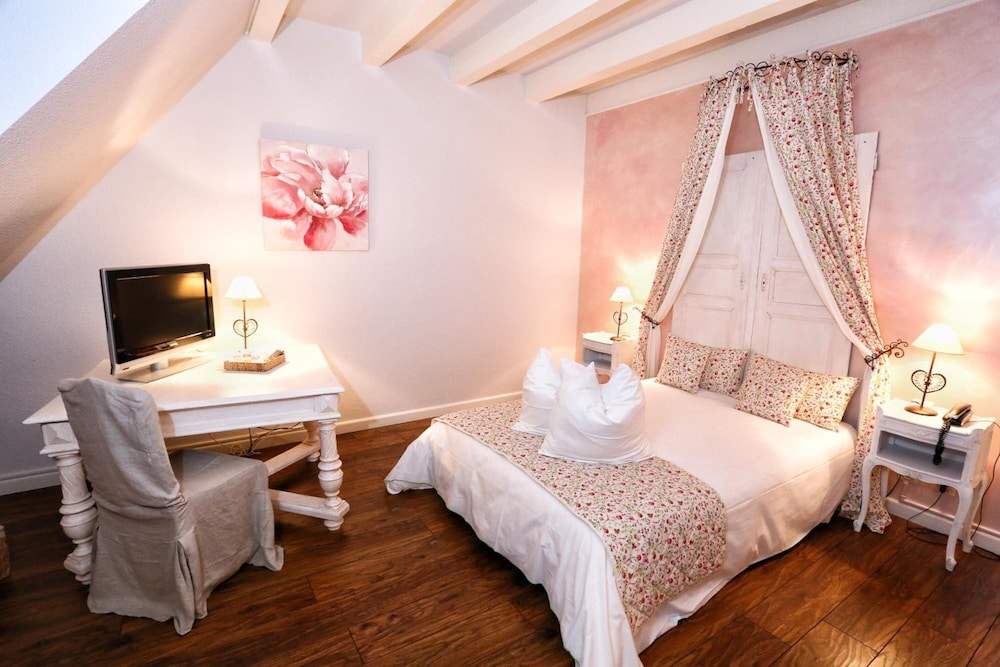 Le Verger Des Chateaux the Originals Relais Inter Hotel 27/69