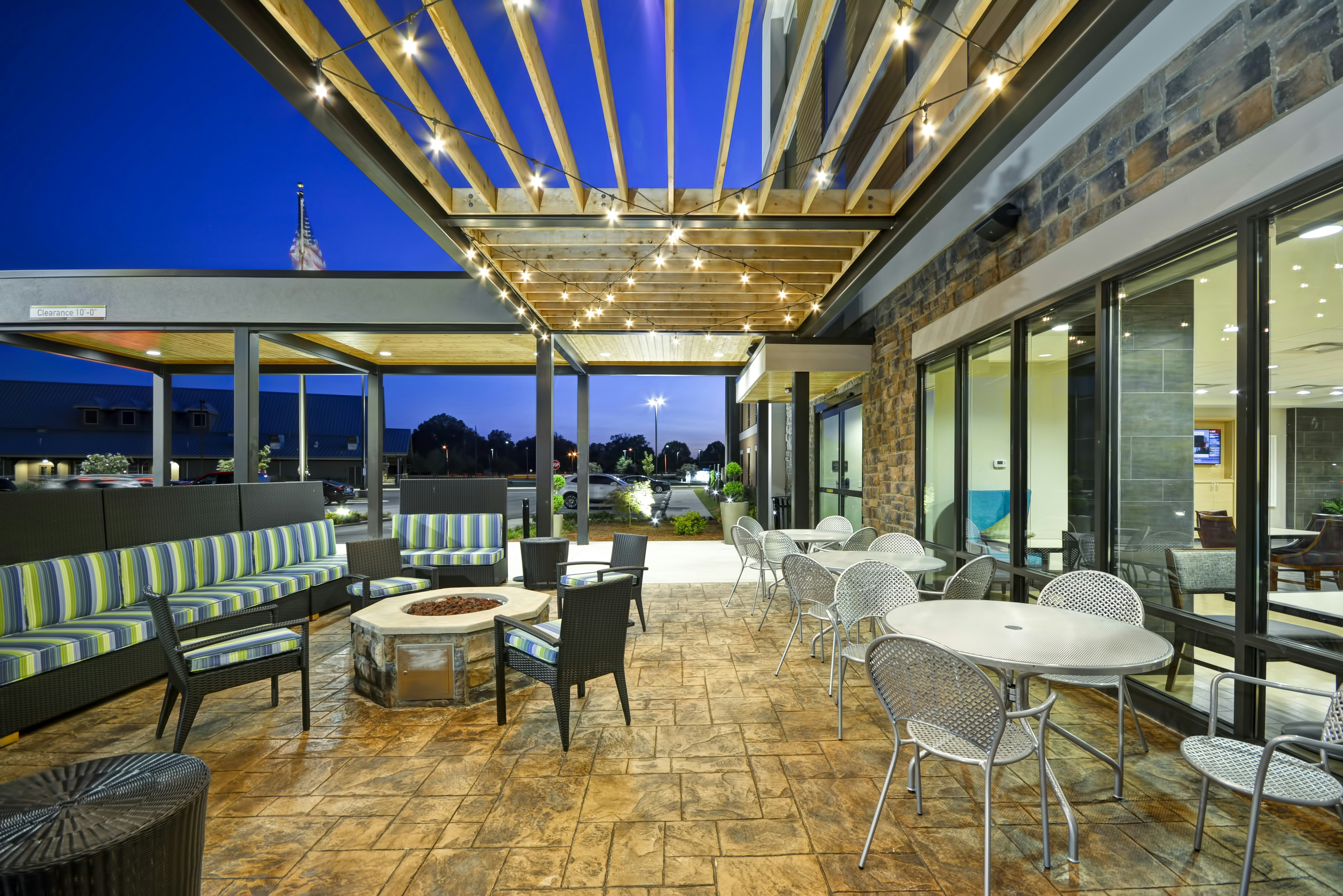 Home2 Suites By Hilton Decatur Ingalls Harbour 40/65