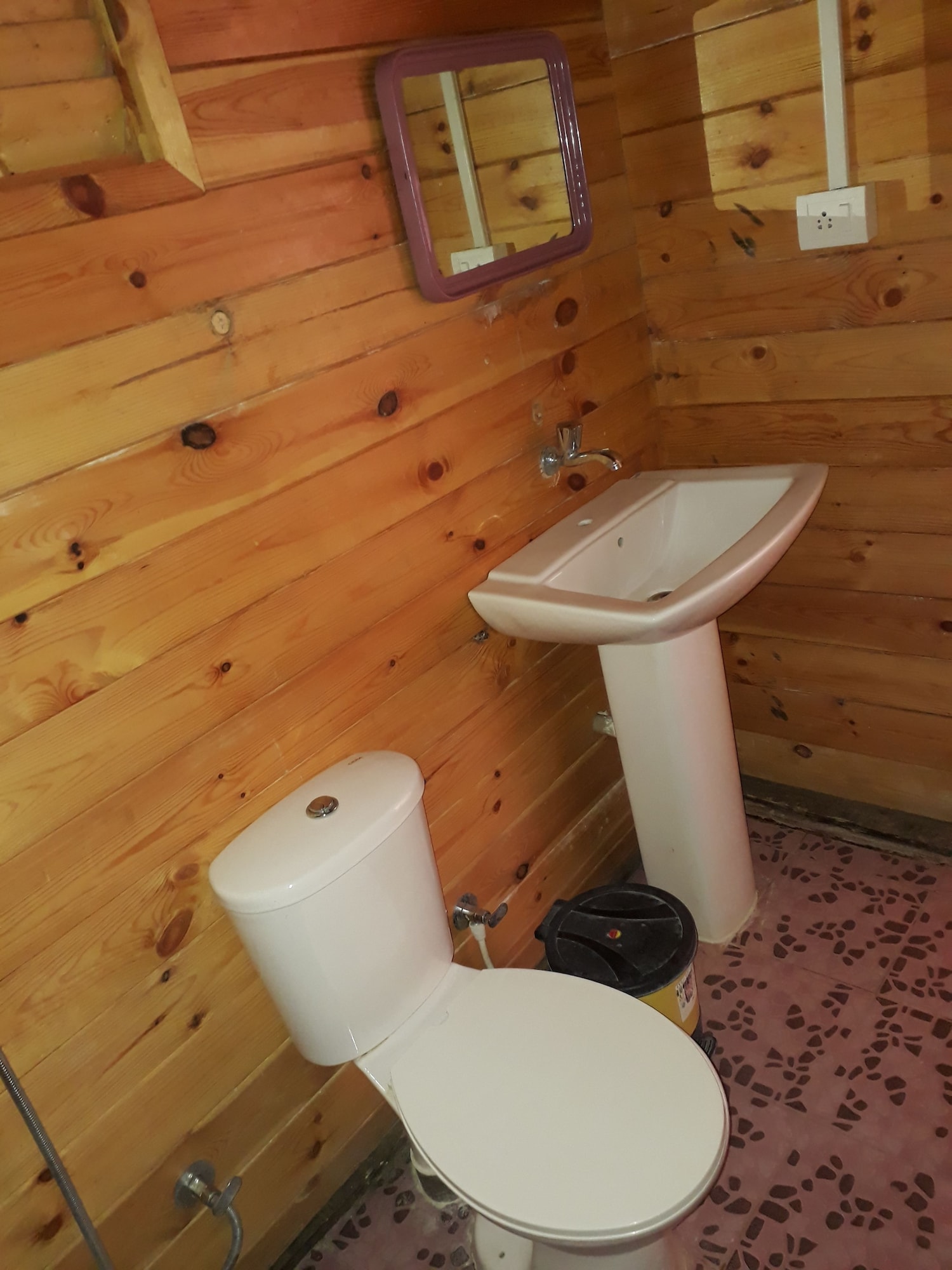 DELUXE, COTTAGE, GROUND FLOOR