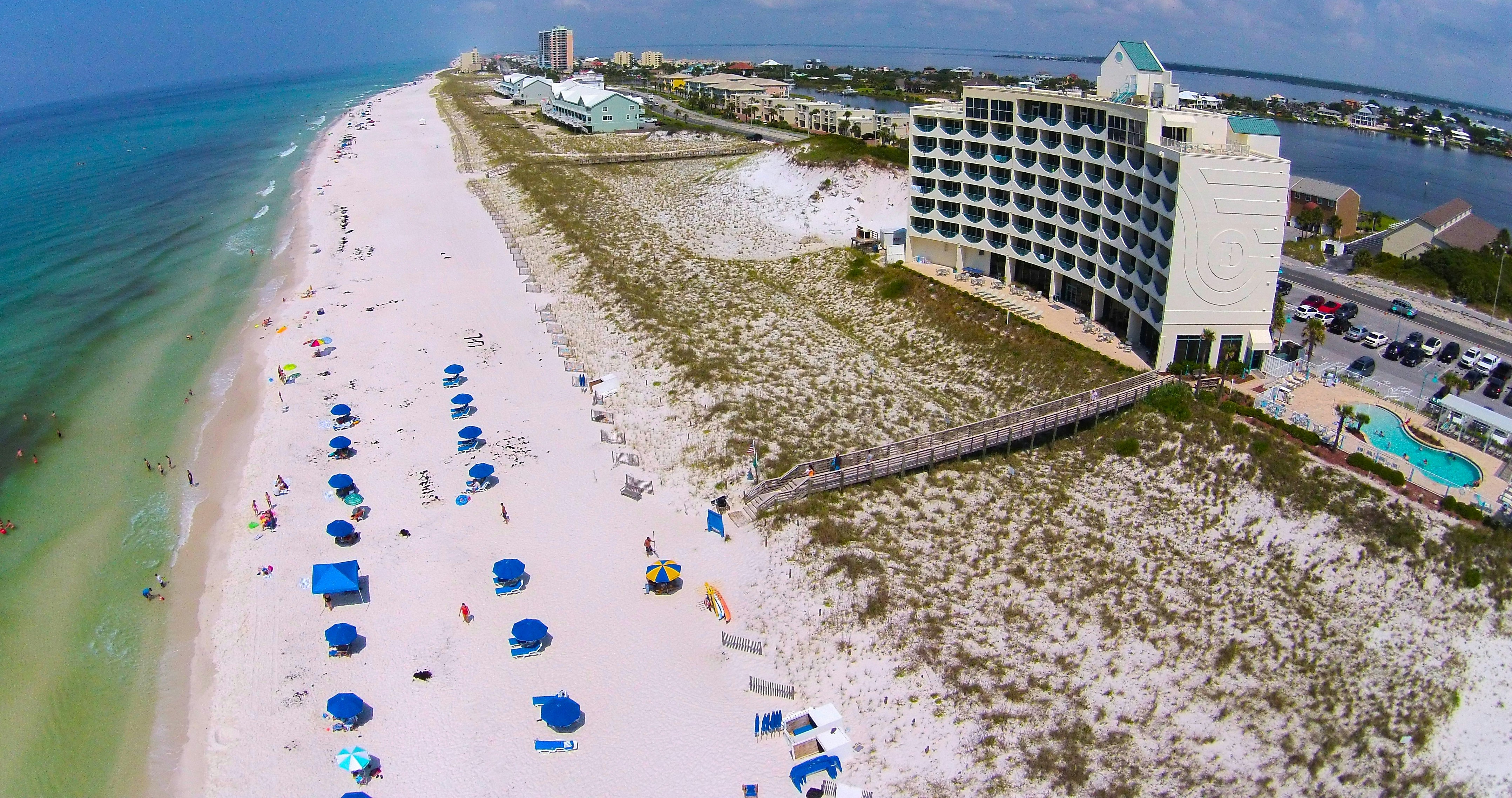 Holiday Inn Express Pensacola Beach 56/60