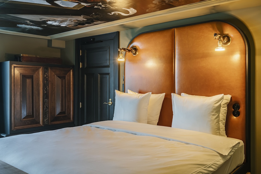 Hotel The Noblemen 8/50