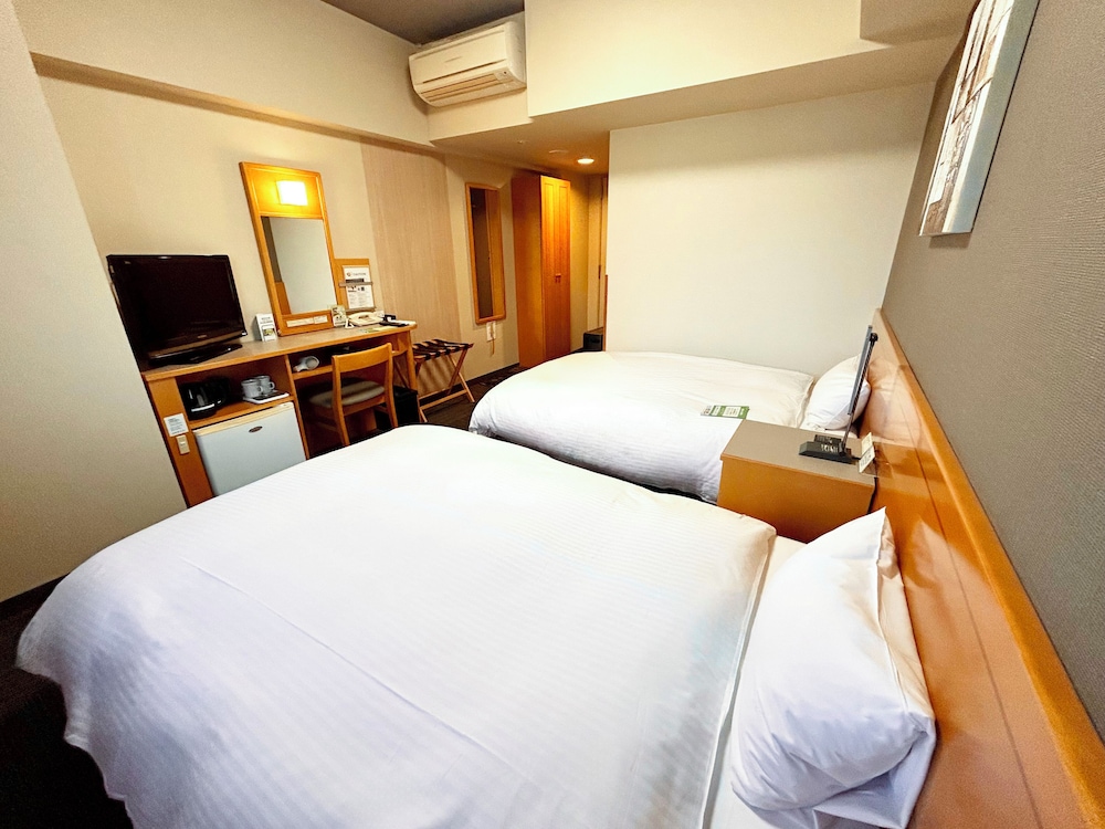 Hotel Route-Inn Kikugawa Inter 16/63