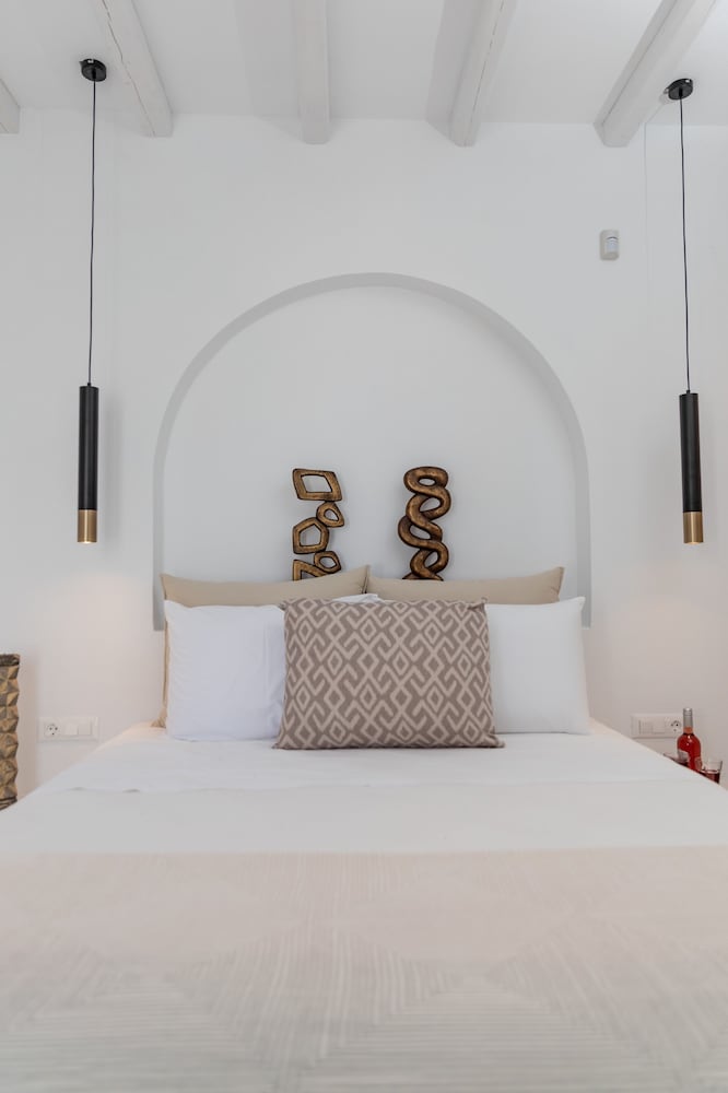 Naxian Lounge Villas 11/50