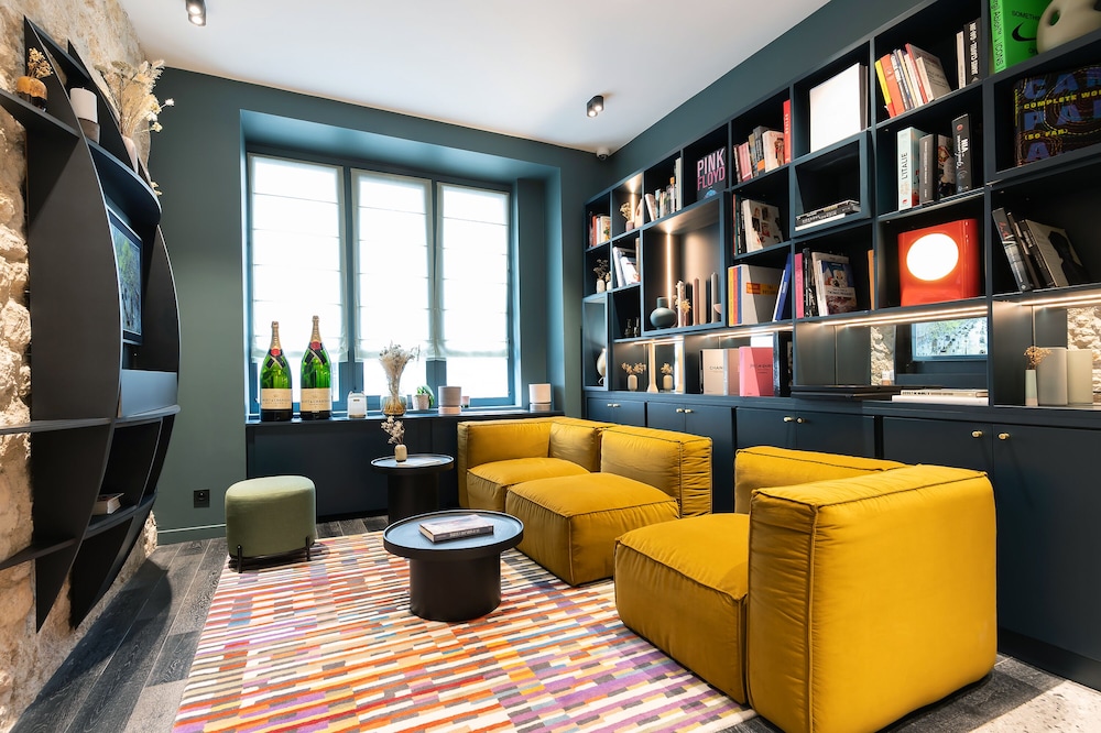 Hotel Amoi Paris 39/50
