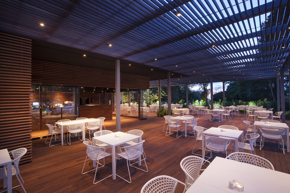 Lone Hotel by Maistra Collection 49/65