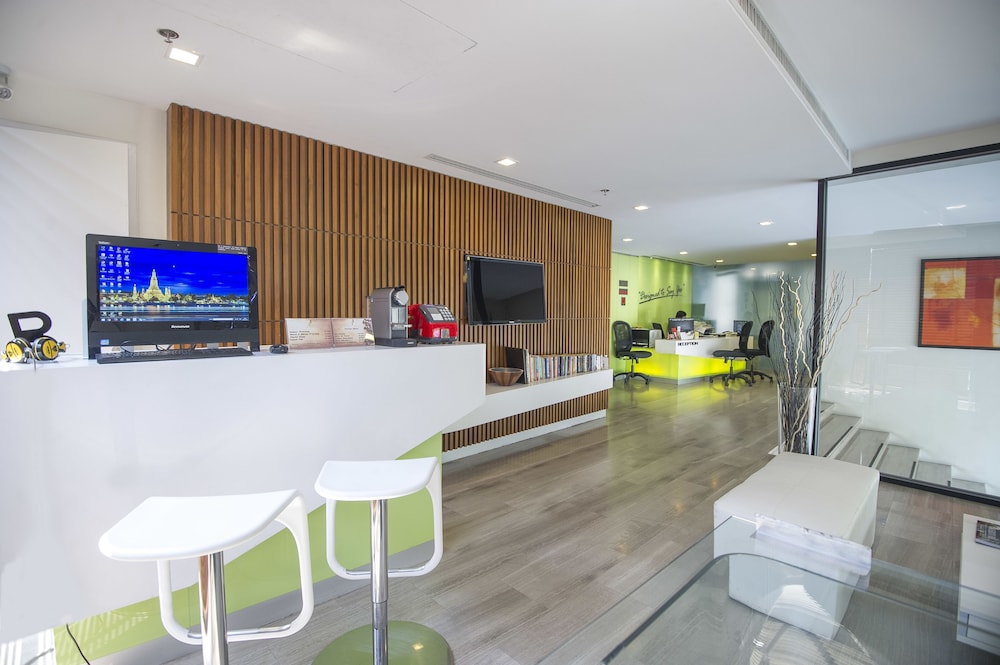 Marvin Suites 6/50