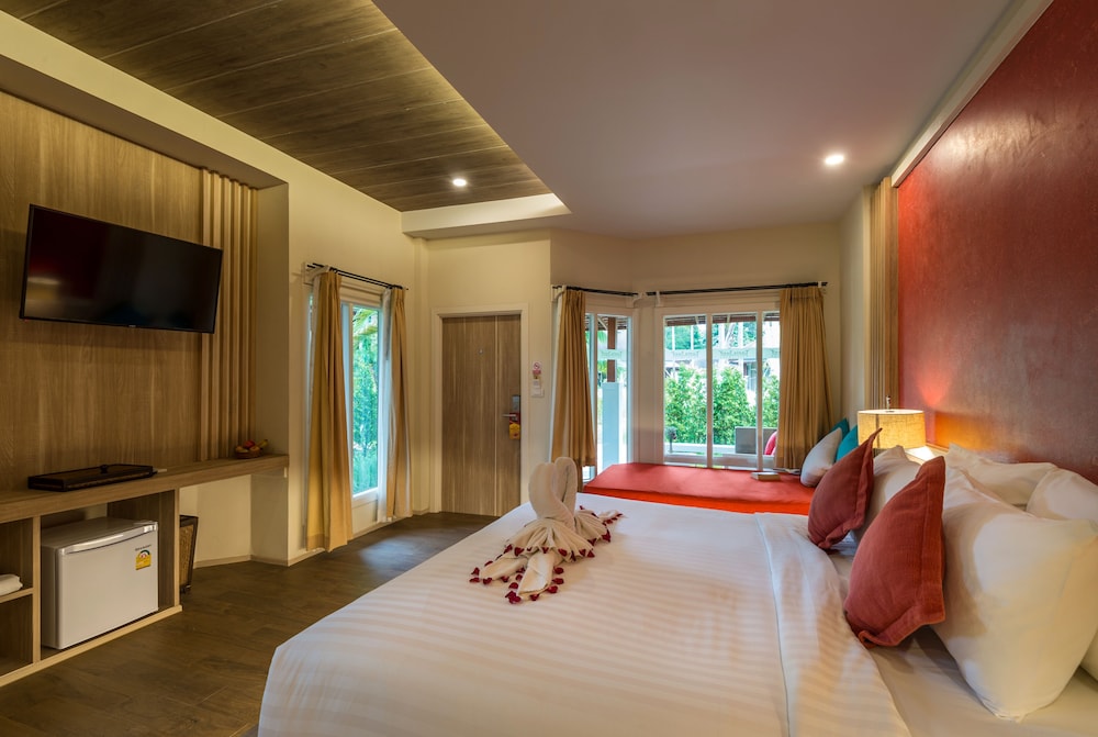 Lanta Sand Resort And Spa 22/71