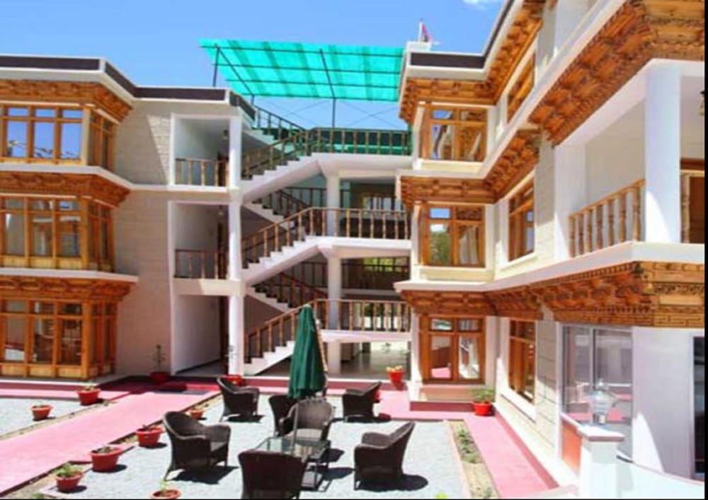 Hotel Om Ladakh 17/19