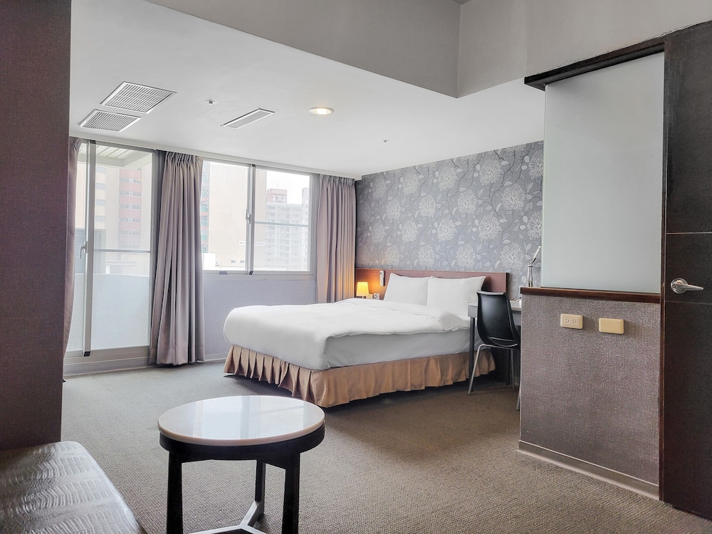 The Galerie Hotel 27/47