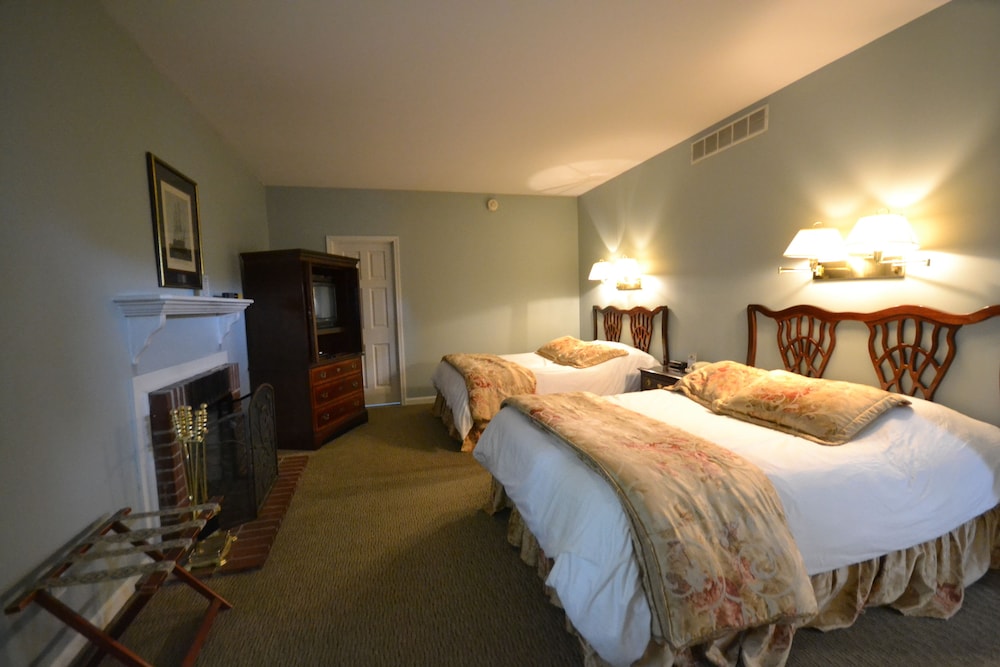 Century Suites Hotel 18/50