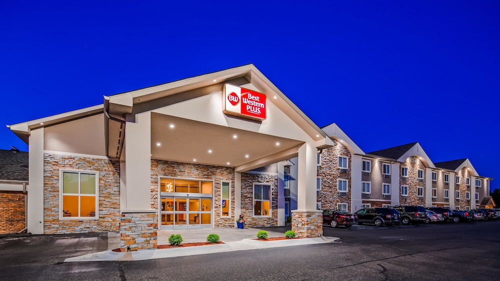 Best Western Plus Flint Airport Inn & Suites 1/38