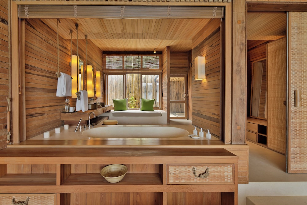 3 Bedrooms, Pool, Villa, Twin Beds, 2 King Beds, Ocean View، Six Senses Con Dao 4/4