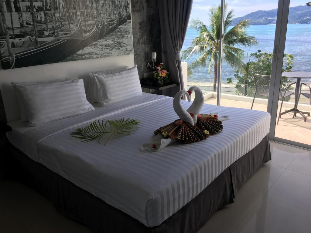 غرفة بسرير مزدوج بإطلالة على البحر، The Front Hotel And Apartment 2/2