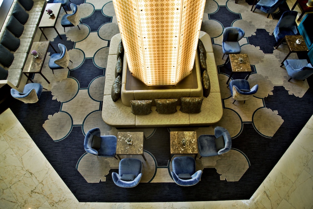 Intercontinental Lisbon 71/79