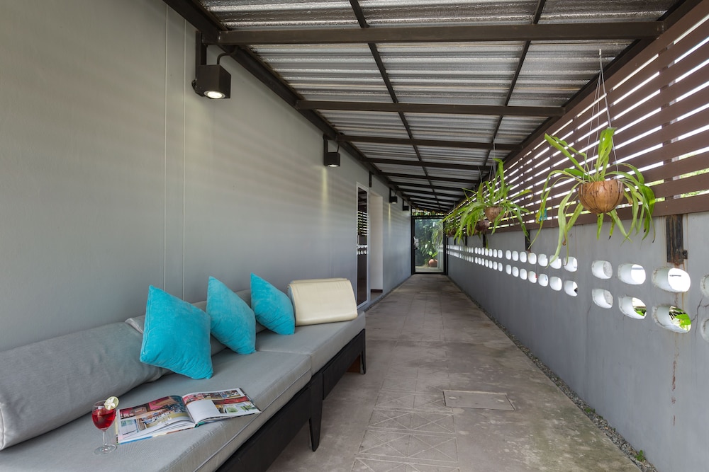 The Lantern Hostel Phuket 32/50