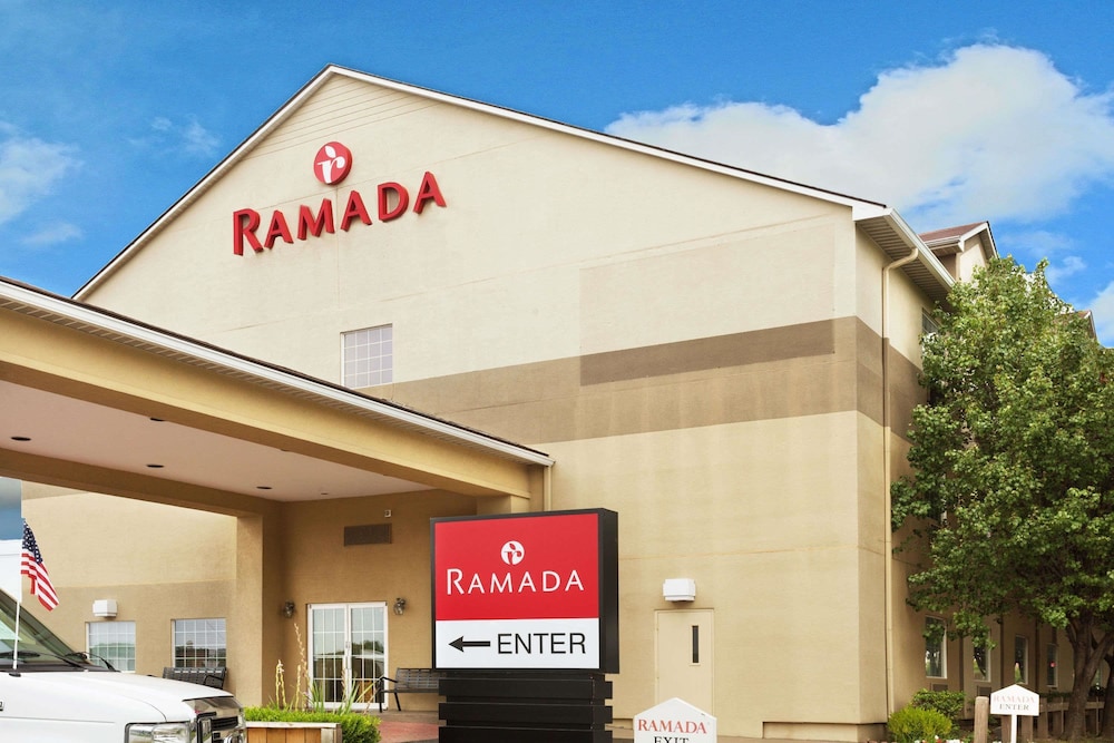 华美达路易斯维尔会展中心(Comfort Inn & Suites Louisville Airport Fair & Expo) 图片2