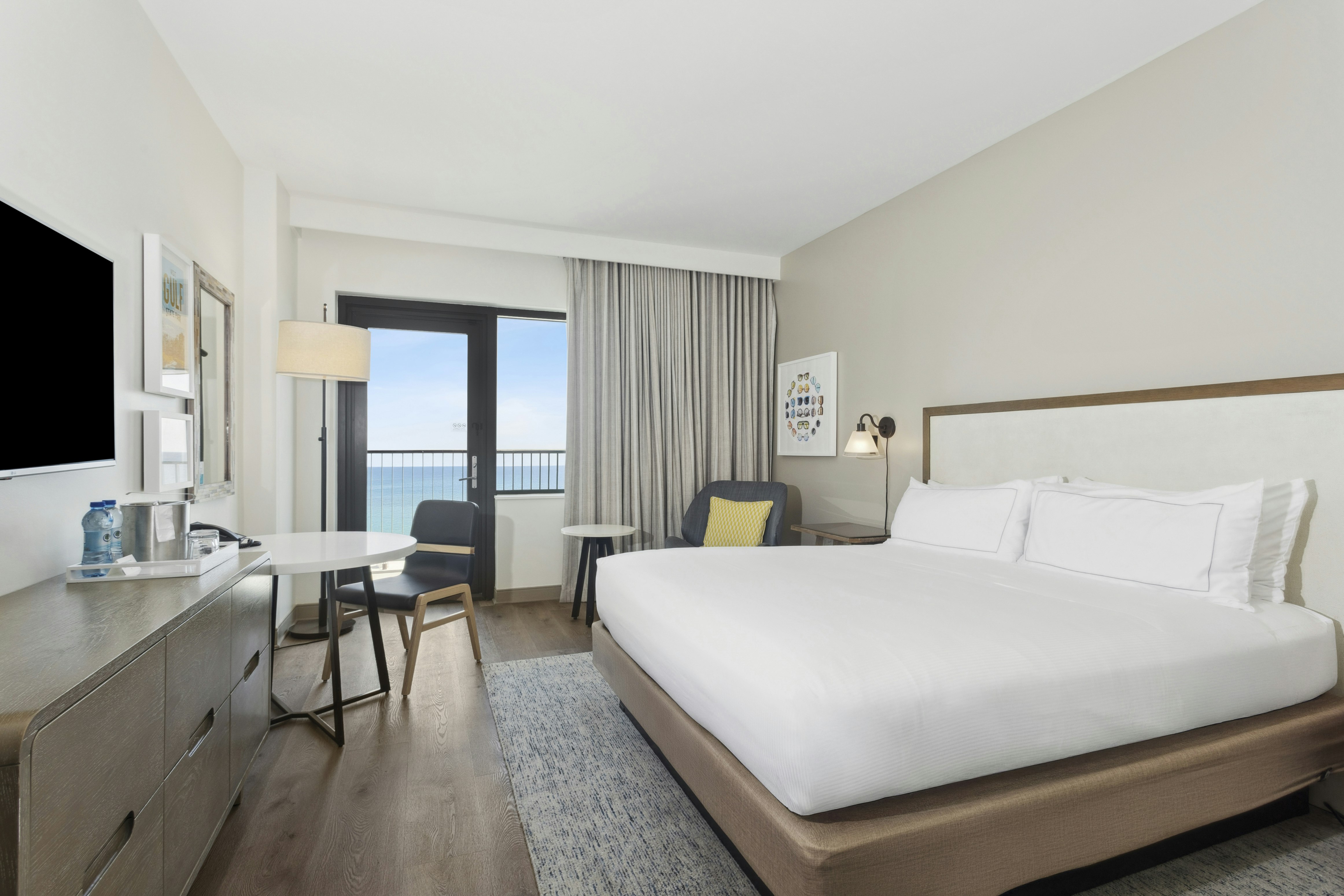 Room, King Bed, Gulf Front, Balcony