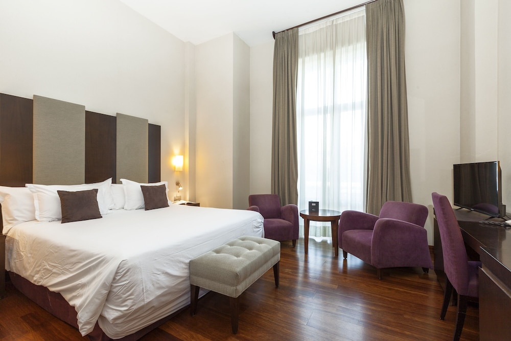 Hotel Urh Palacio de Oriol Formerly Nh Palacio de Oriol 12/48
