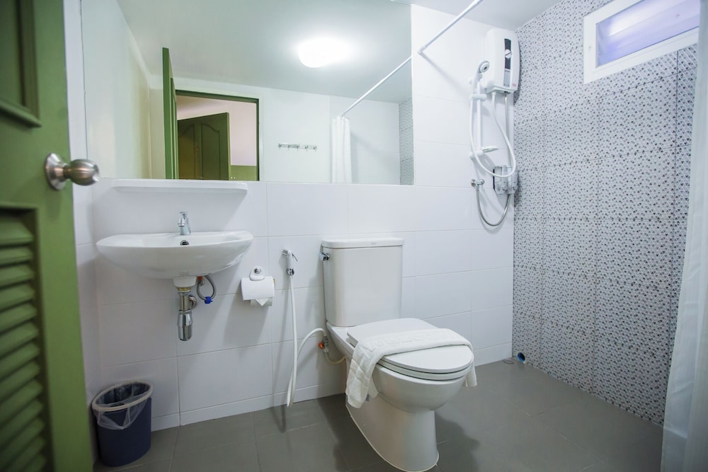 Iroom Boutique House 28/30