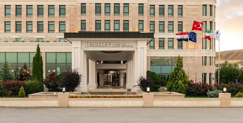 Doubletree By Hilton Hotel Van 9/87