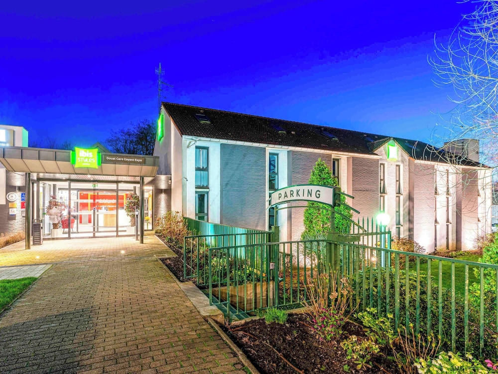 Ibis Styles Douai Gayant Expo Train Station 3/71