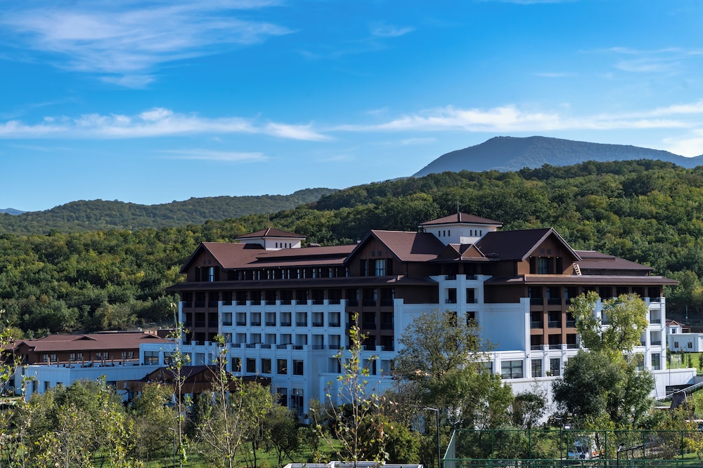 Shabran Wellbeing Resort 7/74