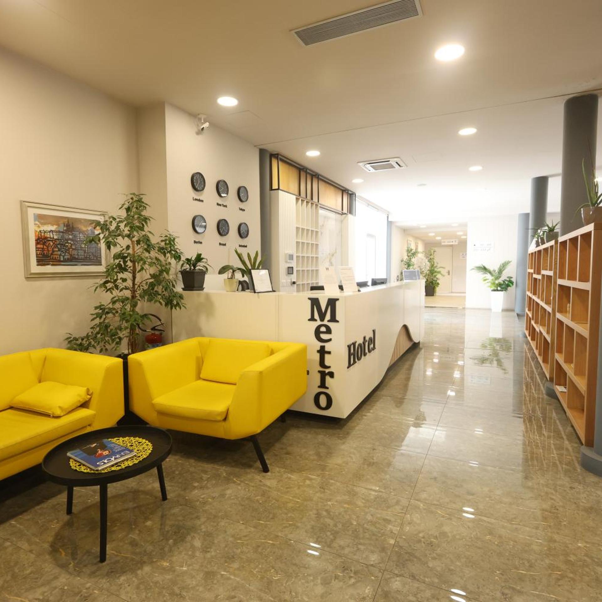 Metro Hotel Terminal 38/62