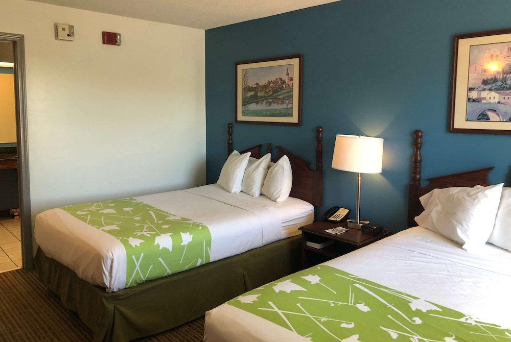 Baymont By Wyndham Roanoke Rapids 8/24