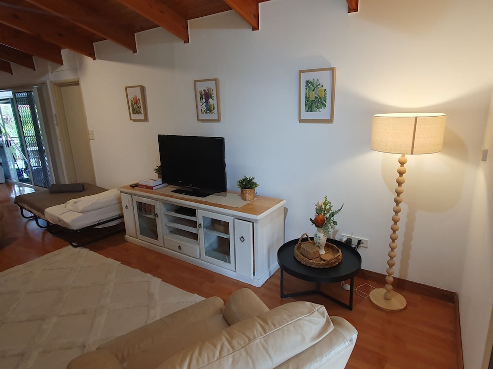 CLANDULLA COTTAGES 22/50
