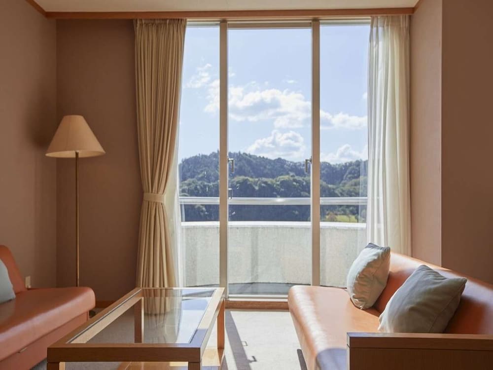 Kamogawa Country Club 12/50