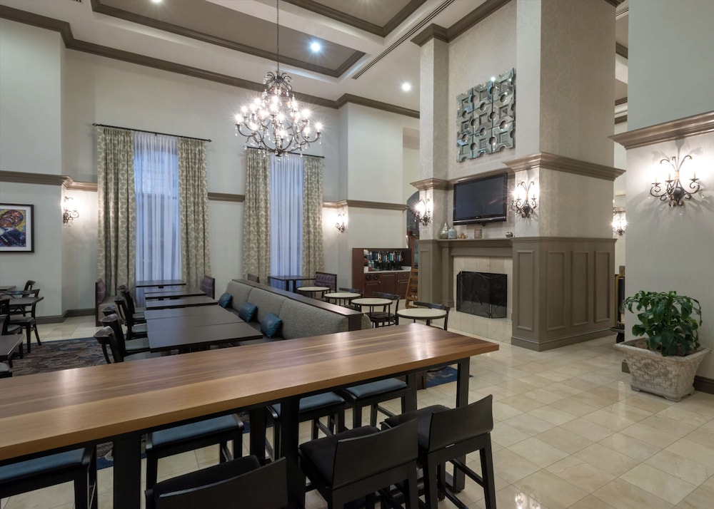 restaurant-cafeteria