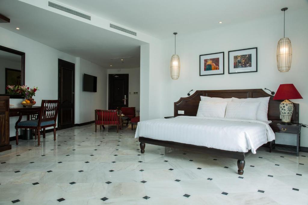 غرفة عائلية بإطلالة على الجبل