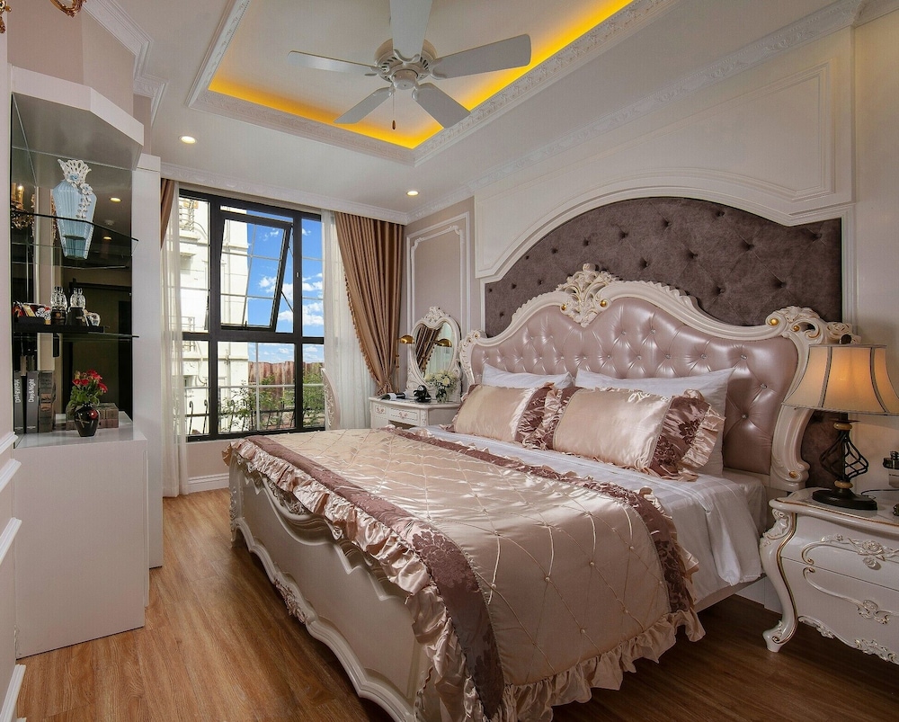 Royal Holiday Hanoi Hotel 16/61