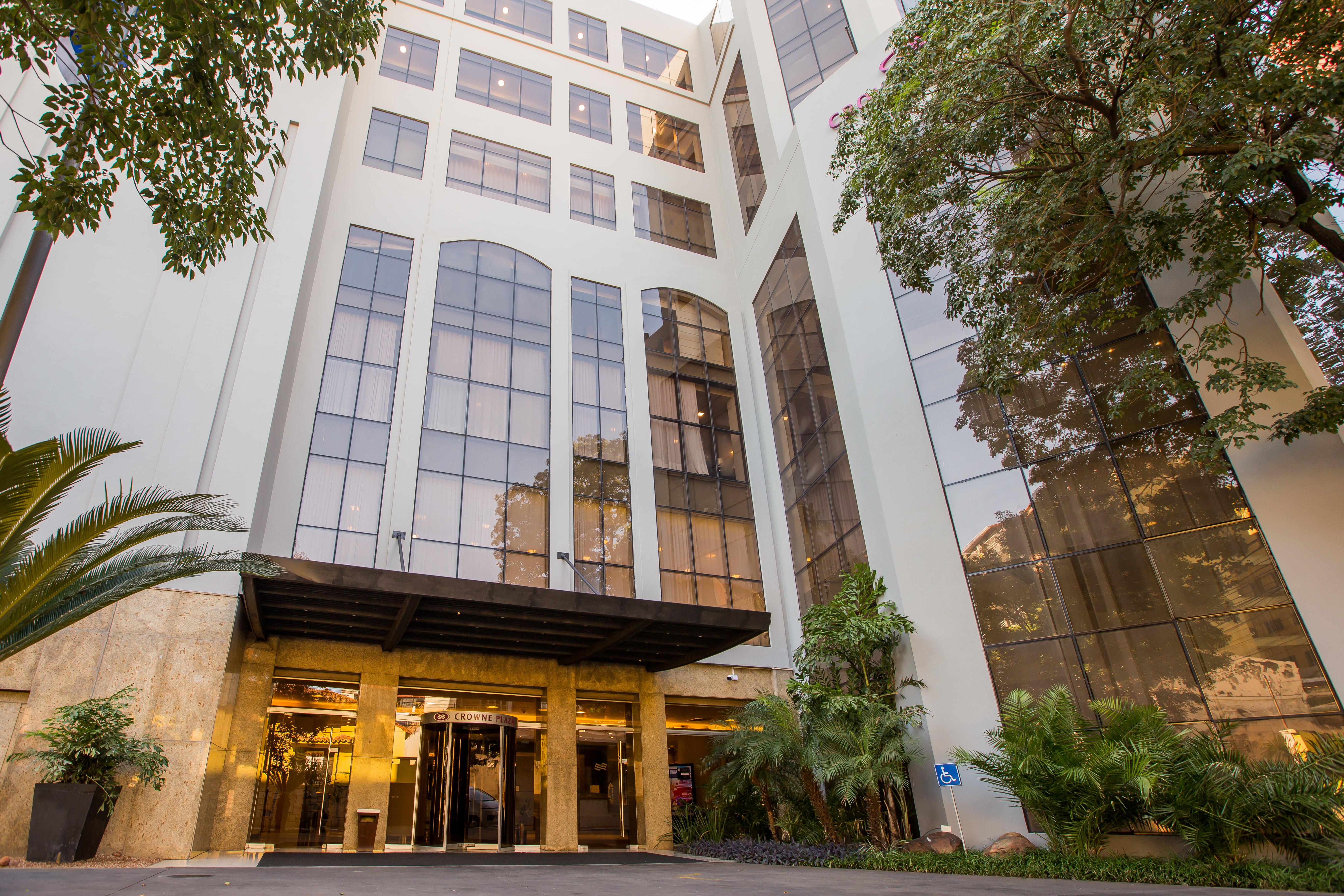 Crowne Plaza Asuncion 1/73