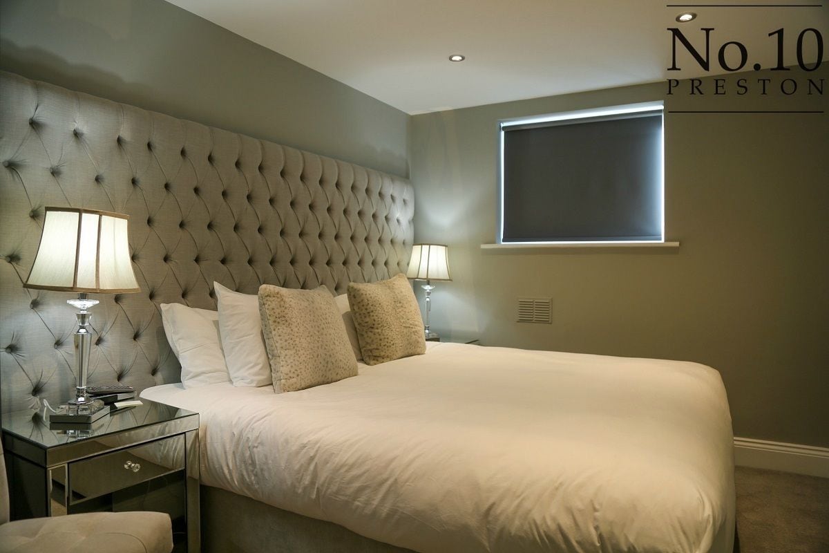 2 Bedrooms, Renovated, 2 King Beds, Kitchen, Bathtub