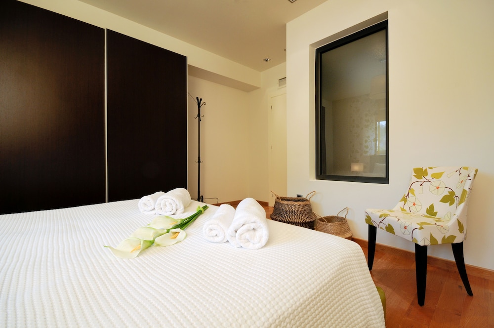 Polyastron Place Hotel & Spa 12/68