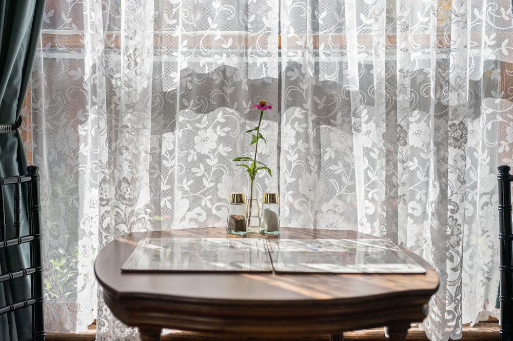 The Adagio Bed and Breakfast 31/50