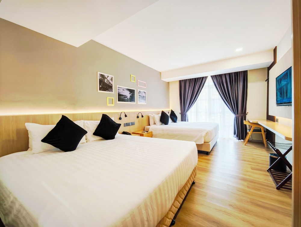 Raia Beach Resort Port Dickson 17/34