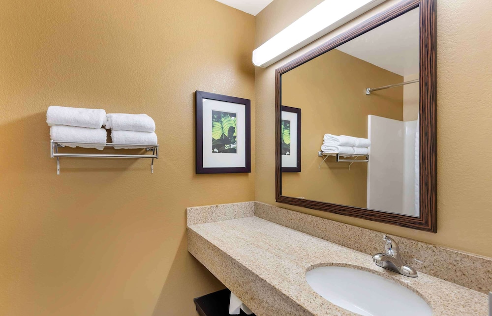Extended Stay America Los Angeles - Ontario Airport 42/47