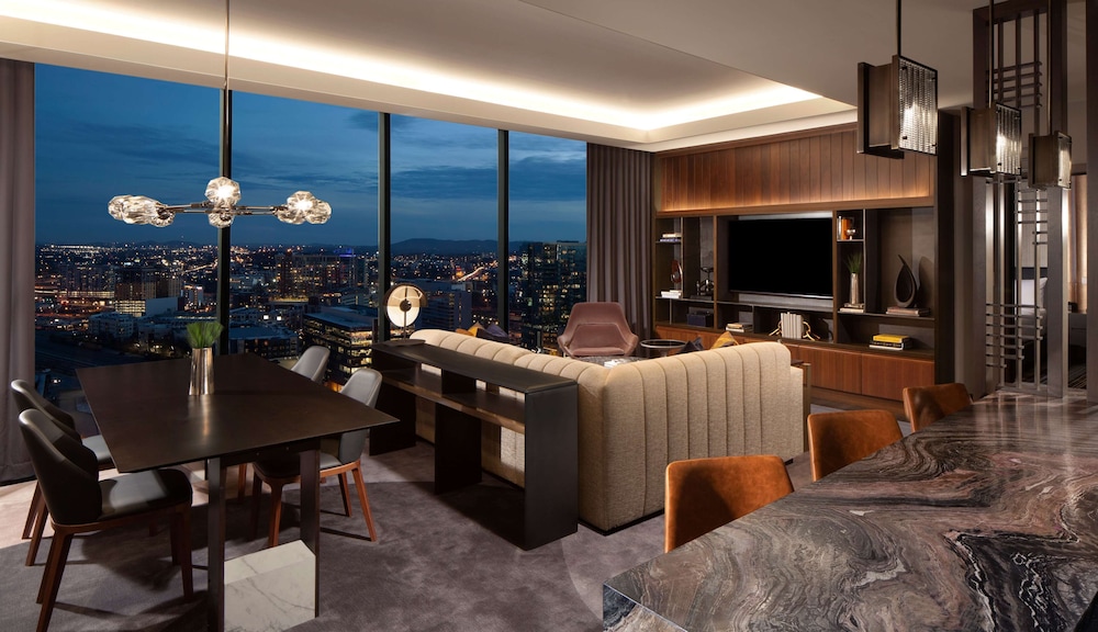 Grand Hyatt Nashville 60/73