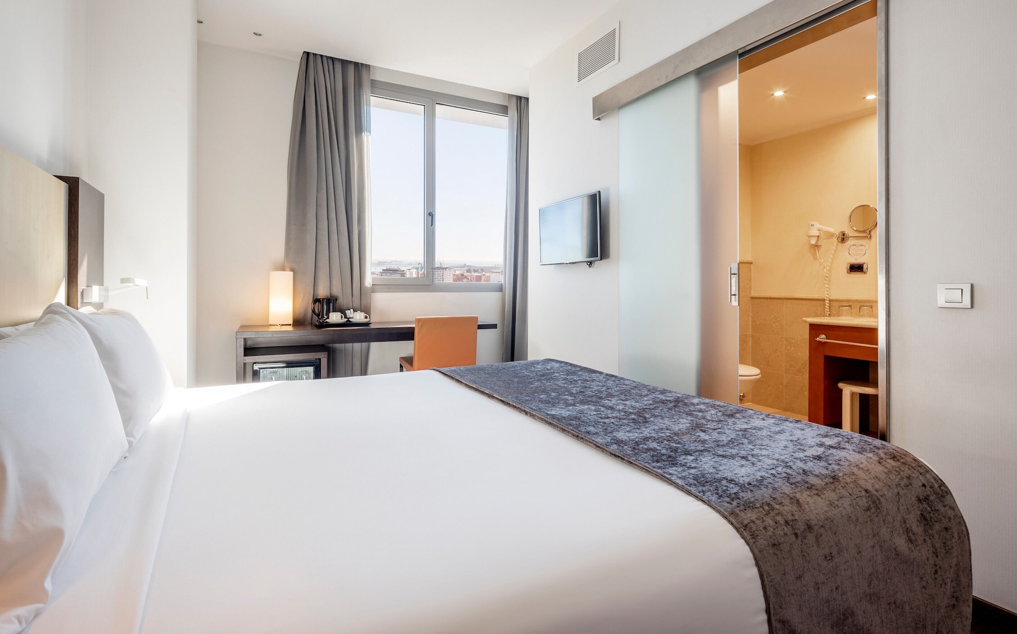 JUNIOR SUITE, FAMILY