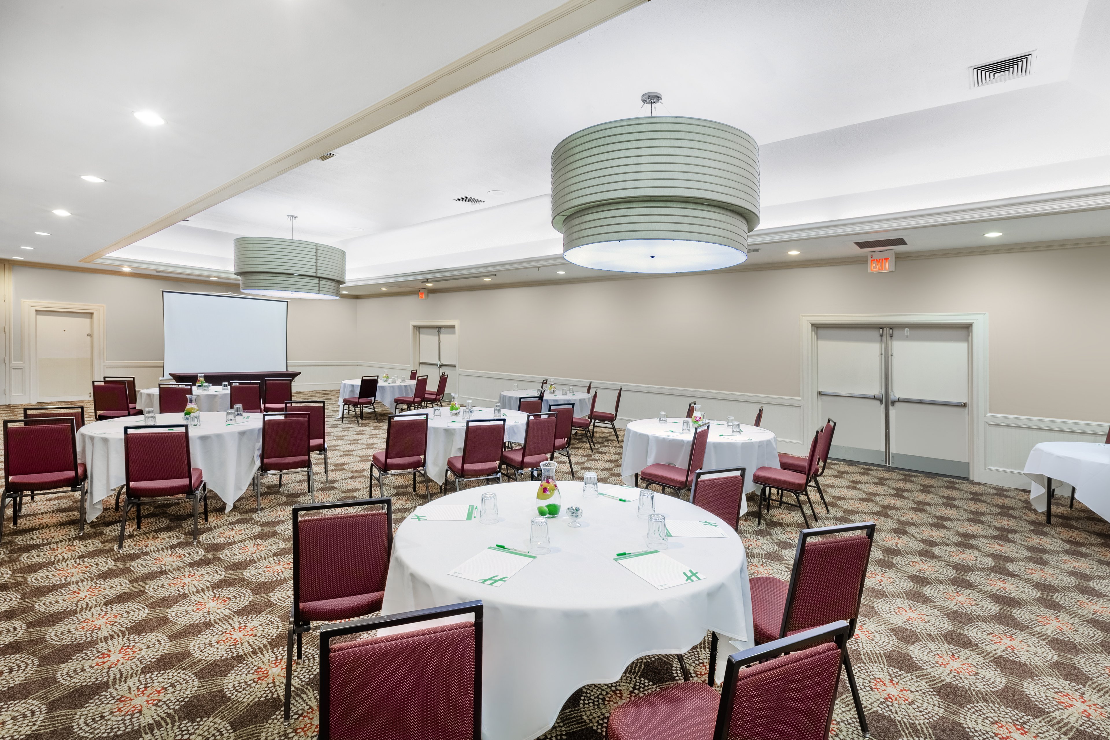 Holiday Inn Tyler-Conference Center, an IHG Hotel 53/62