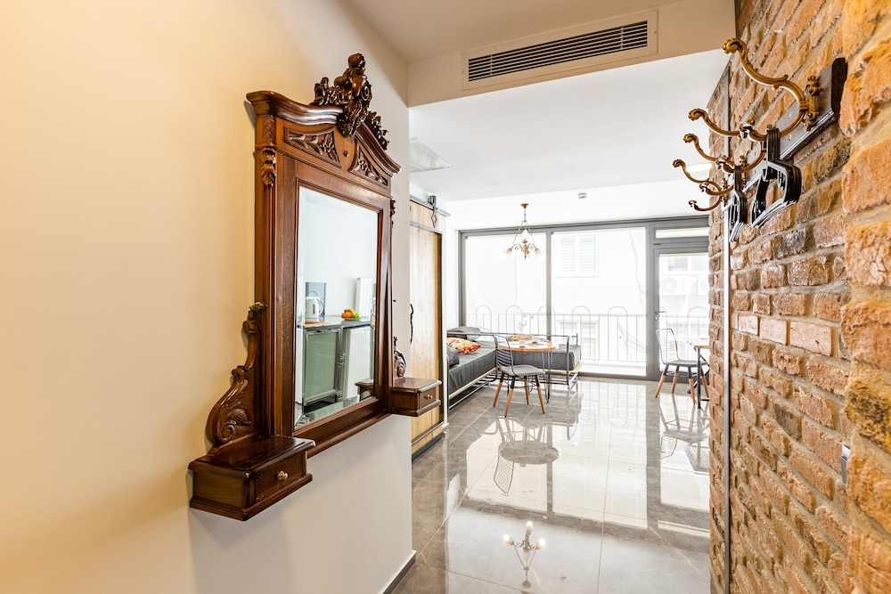 Villa Pera Suite Hotel 35/81