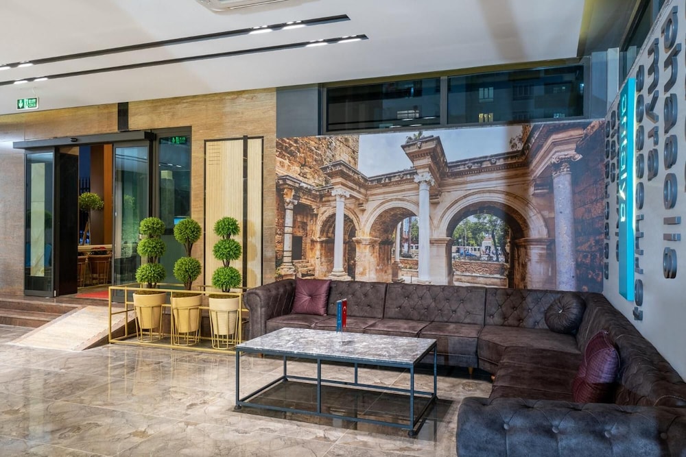 Anelli Hotel 10/40