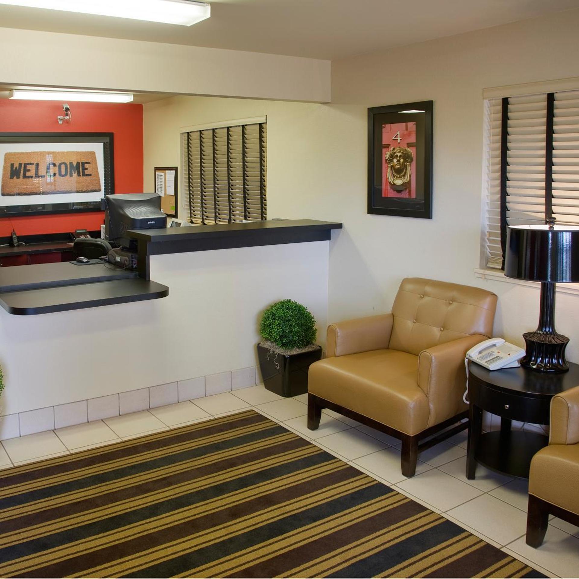 Extended Stay America Suites Washington, D.C. - Germantown - Town Center 38/61