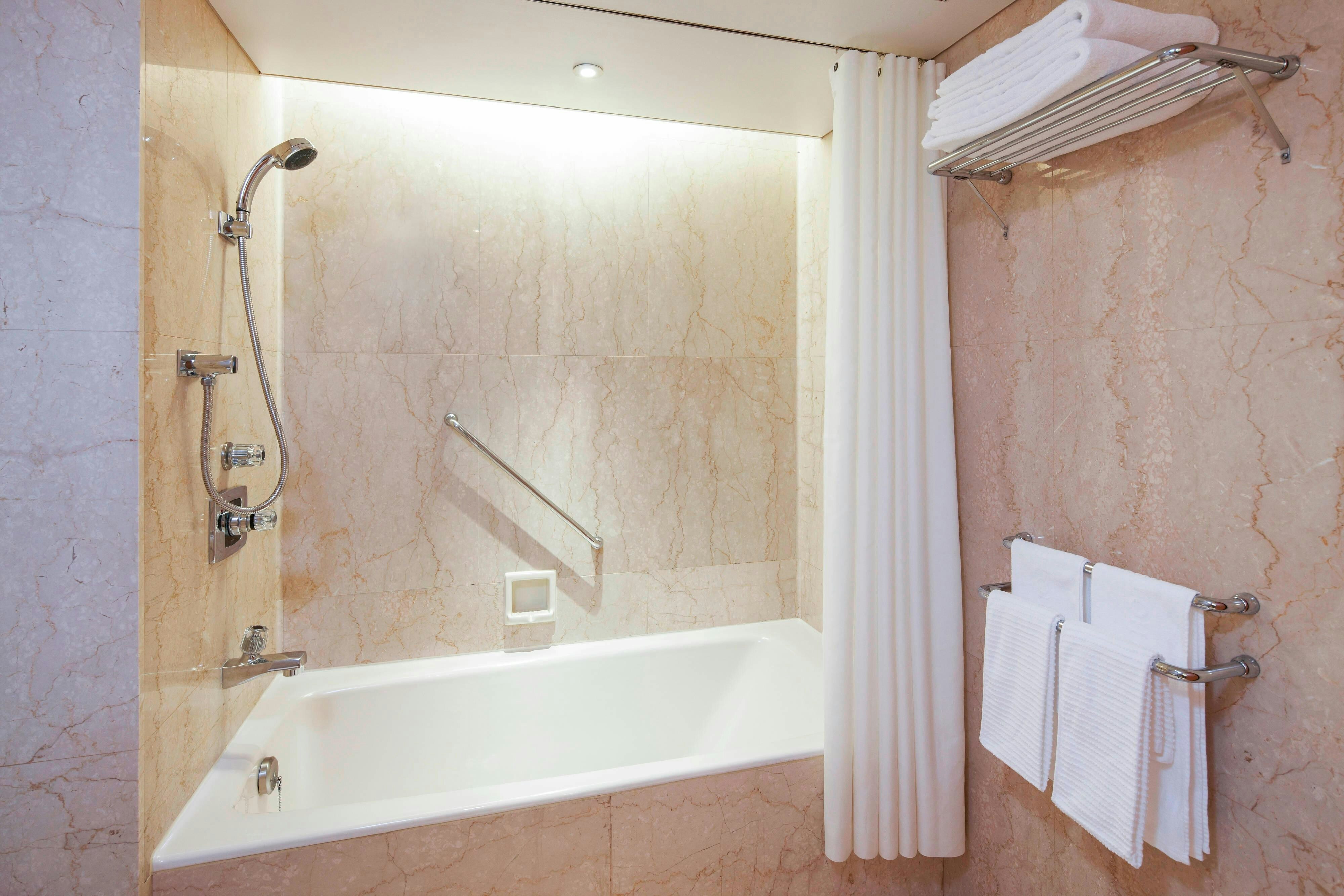 Sheraton Miyako 77/80