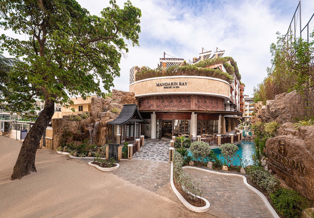 Mandarin Bay Resort and Spa 9/86