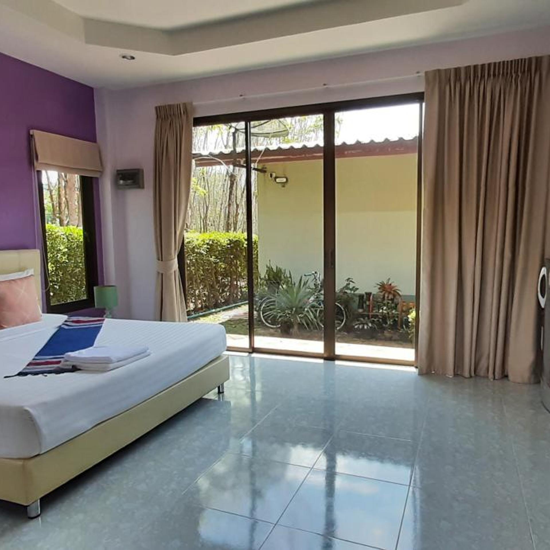 Phuket Sirinapha Resort 18/50