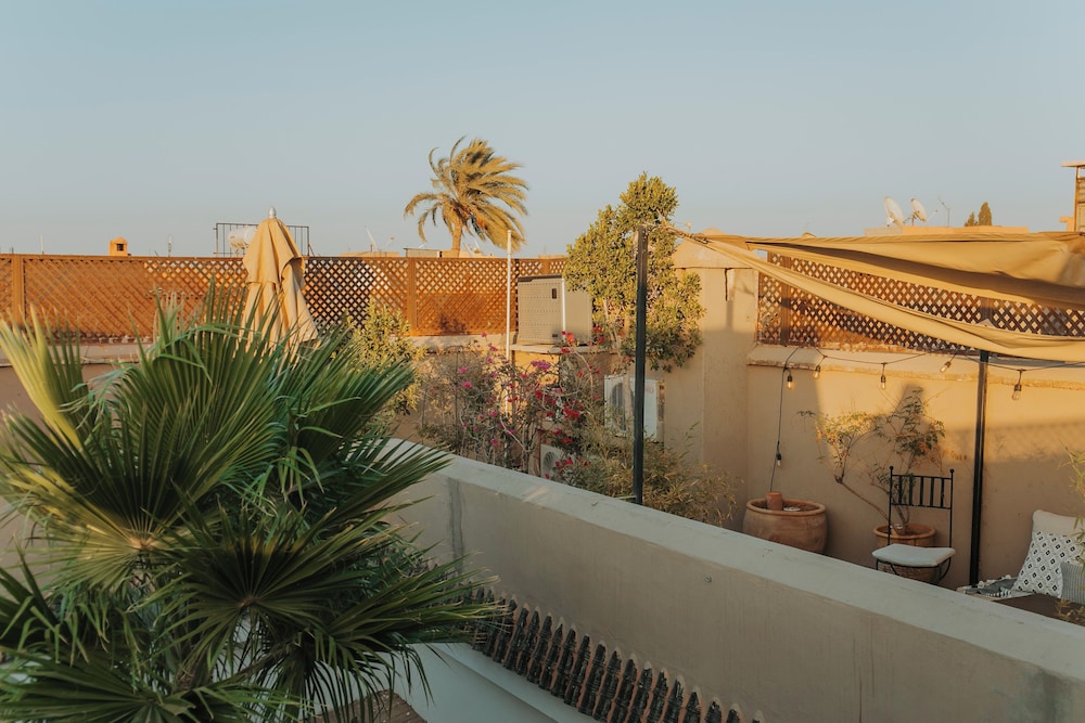 Riad Djebel 2/40